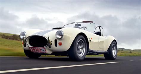 The Ac Cobra Gt Roadster Will Be A Hp Roofless Monster