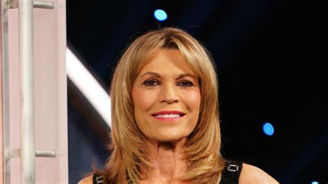 Inside Vanna White's staggering net worth as Wheel of Fortune returns ...