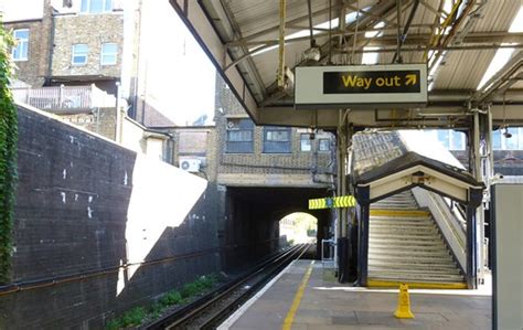 Queens Park Station Queens Park Station London Nw6 Ca1951rr Flickr