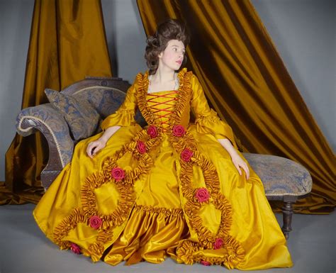 Dresses From The Late 1700s