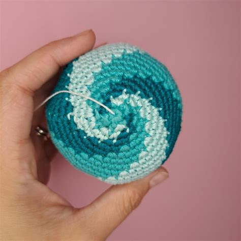 No Sew Pattern For Amigurumi Spiral Hot Air Balloon For Baby Mobile Or