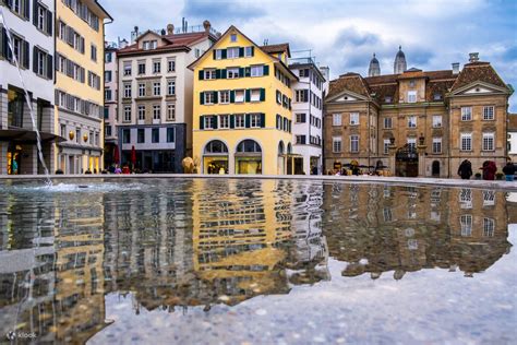 Explore Zurich's Old Town and Beyond on a Fascinating Walking Tour ...