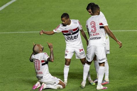 Tricolor Escalado Para O Confronto Contra O Lan S Confira