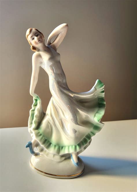 Figurka Art Deco Kobieta Porcelanowa Tancerka Nie Bogucice Steatyt