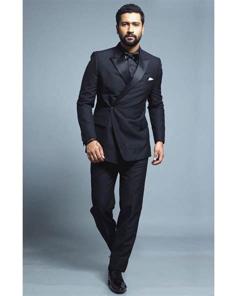 15 Outfit Inspiration From Vicky Kaushal For 2020 Grooms! | ShaadiSaga