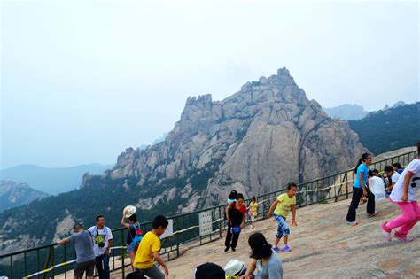 青岛爬山的地方 青岛好玩的地方 青岛最美的地方 大山谷图库