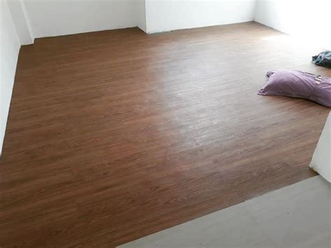 137 Suka 10 Komentar Lantai Vinyl Conwood Plafon Lantai Vinyl