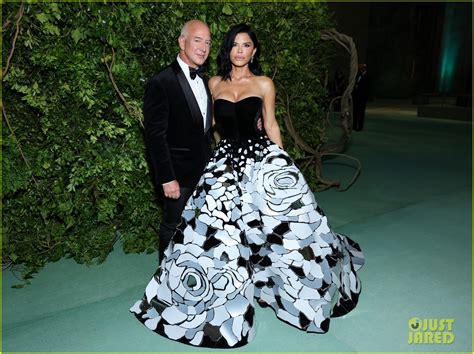 Lauren Sanchez Makes Met Gala Debut, Fiance Jeff Bezos Skips Red Carpet ...