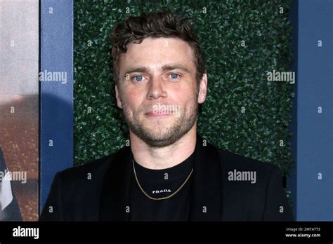 gus kenworthy net worth 2023