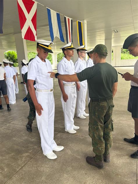 Adapta O Dia De Fevereiro Col Gio Naval