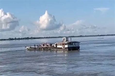 Assam Boat Accident 1 Dead 2 Missing 87 Rescued After 2 Boats