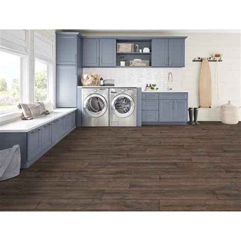 Mannington Restoration Blacksmith Oak Rust 8 X 51 Laminate Shop Nfm