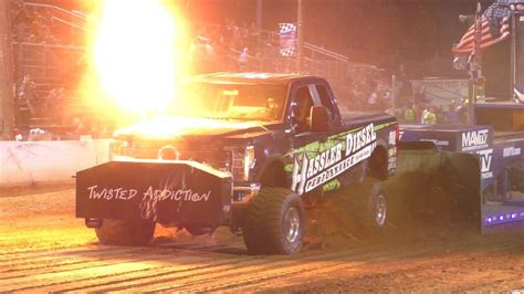 Truck Pulling Tom Hassler Tests The Strength Of A Powerstroke In Run