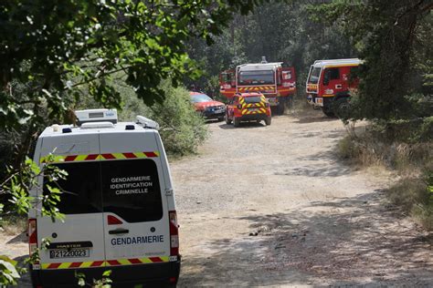 En images Incendie géant à Chanousse comment les pompiers luttent