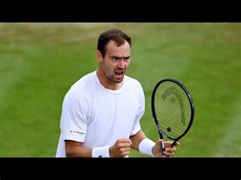 Roman Safiullin Defeats Denis Shapovalov And Becomes The Provisional