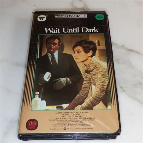 WAIT UNTIL DARK VHS Horror Audrey Hepburn Richard Crenna WARNER 18 50