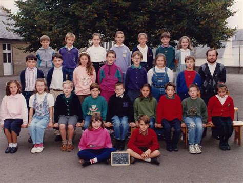 Photo De Classe CM2 De 1990 ECOLE SAINT JOSEPH Copains D Avant