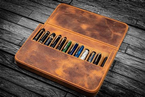 25 Best Fountain Pen Storage Case Options For 2024 - Galen Leather