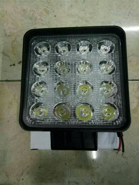 Jual Lampu Sorot Tembak LED 48Watt 16 Mata LED Motor Mobil Truk 12V 24V