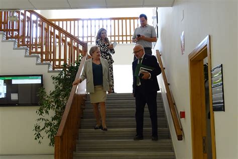 El Secretario General De Salud Pública E I D I En Salud Visita La Escuela Andaluza De Salud