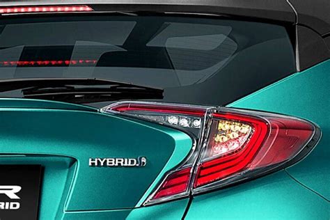 Toyota Chr Hybrid Colors Pick From Color Options Oto