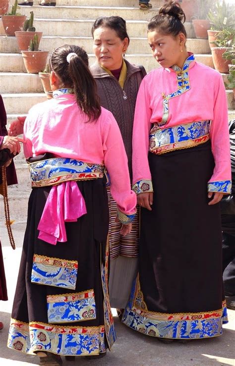 Girls In Traditional Tibetan Dress Tibetan Clothing Traditional