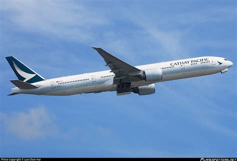 B Kpj Cathay Pacific Boeing Er Photo By Luo Chun Hui Id