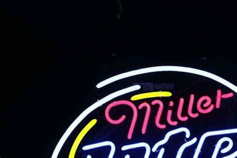 Miller Lite Beer Neon Sign At The Eddie Vannoy Collection 2020 As G243 Mecum Auctions