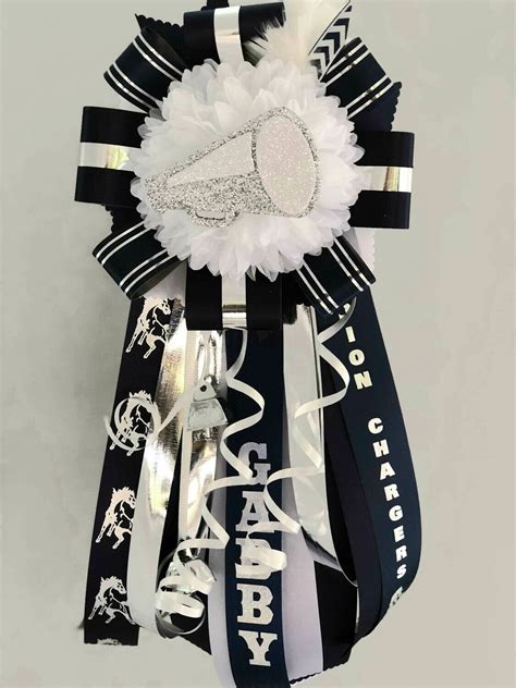 Small Pee-Wee child Homecoming Mum or Garter - Boerne Homecoming Mums ...