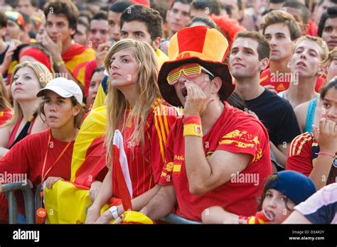 Barcelona Spain Football Fans Watching The Final Match Of The World