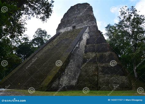 Arch Ologische Fundst Tte Tikal In Guatemala Stockbild Bild Von Erbe