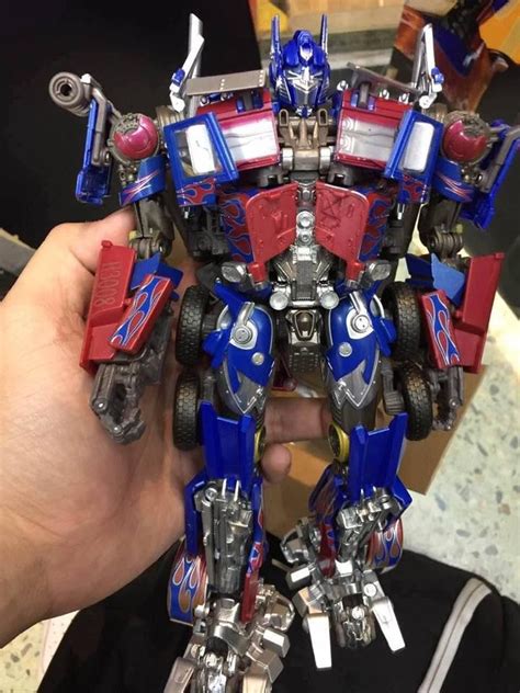 New Images Of Transformers Movie Masterpiece MPM 4 Optimus Prime