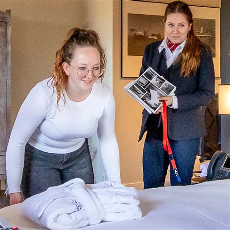 Heerlijk Wegdromen In Onze Onderwijshotels De Rooi Pannen