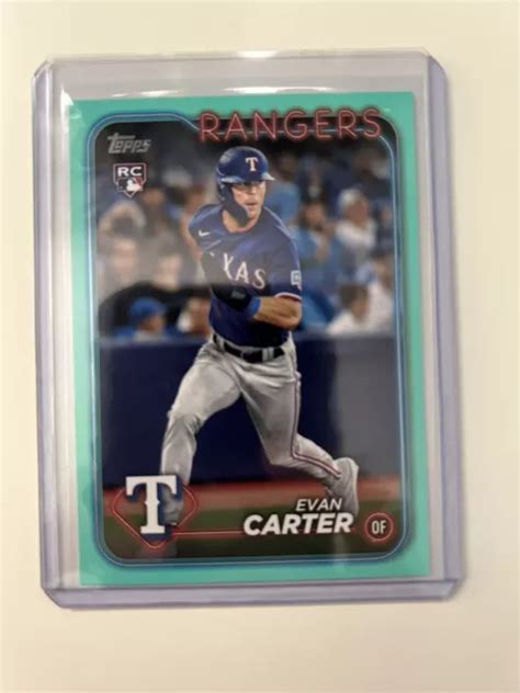 Carte Recrue Exclusive Evan Carter Rangers Topps Series Aqua