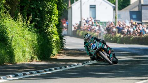 Isle Of Man Tt Dunlop Nears All Time Win Record With Second