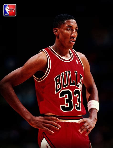 On November 8 1987 Scottie Pippen Made His Debut With The Chicago