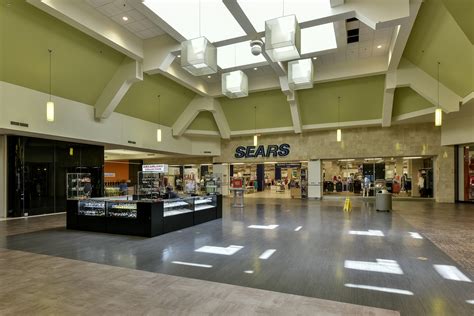 Turnaround case study: Macomb Mall - TEI Retail