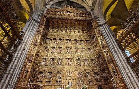 seville cathedral guide   average traveler  travel blogs