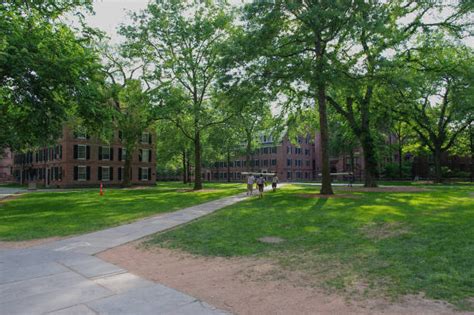 130+ Yale University Dorms Stock Photos, Pictures & Royalty-Free Images ...