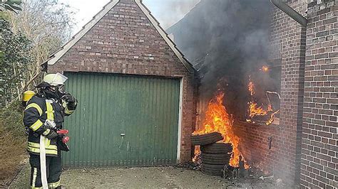 Feuerwehr R Ckte Zu Brand In Warsingsfehn Aus General Anzeiger