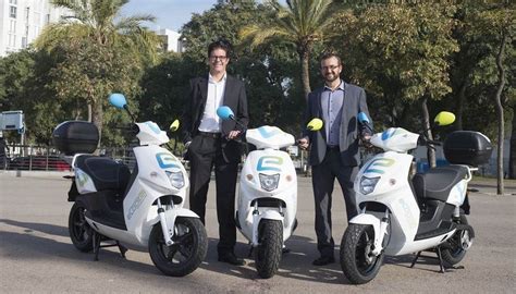 Nitro Pe Motos Eléctricas De Alquiler En Barcelona