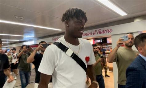 Inter è arrivato Bisseck Sono molto felice I dettagli dell affare