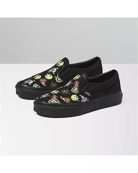 Kids Trippy Drip Glow Classic Slip-On Shoe in Black | Vans Canada