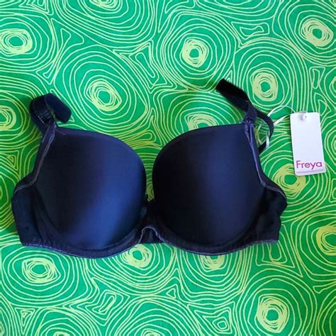 Freya Intimates And Sleepwear Freya Deco Vibe Plunge Jhook Bra Poshmark