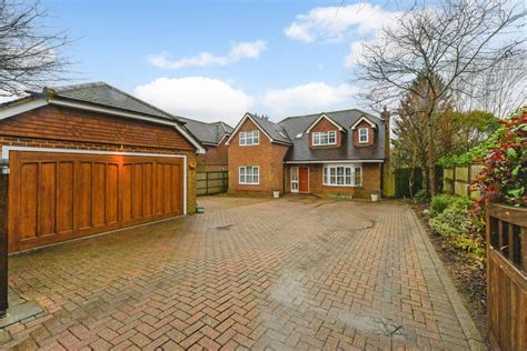 Lymington Bottom Road Medstead Alton Hampshire 4 Bed Detached House