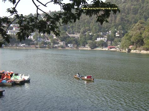 NAINITAL TOURISM :- BOATING | BOATING IN NAINITAL | NAINITAL BOATING ...