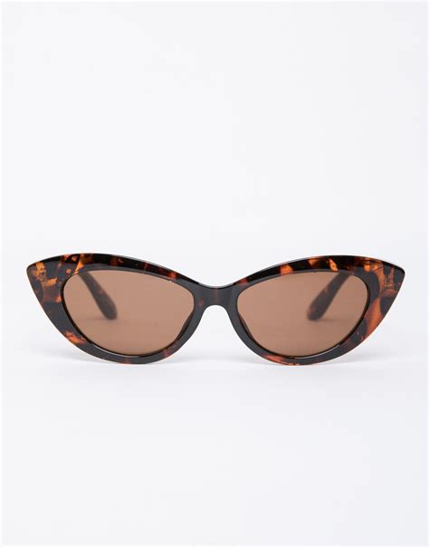 Off Duty Cat Eye Sunnies 2020ave