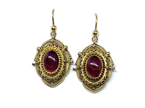 Antique Victorian Etruscan Style Garnet And Gold Drop Earrings