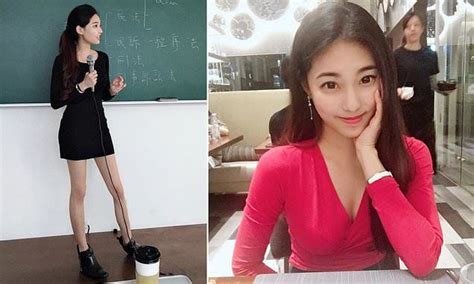 Lecturer Is Dubbed Taiwans Hottest Teacher Lecture Taiwan