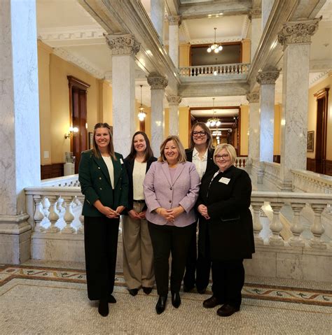 Celebrating Progress for RVTs: Veterinary Professionals Act Announced